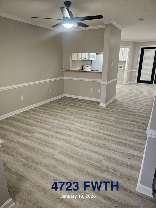 Building Photo - FAIRWAY TOWNHOMES