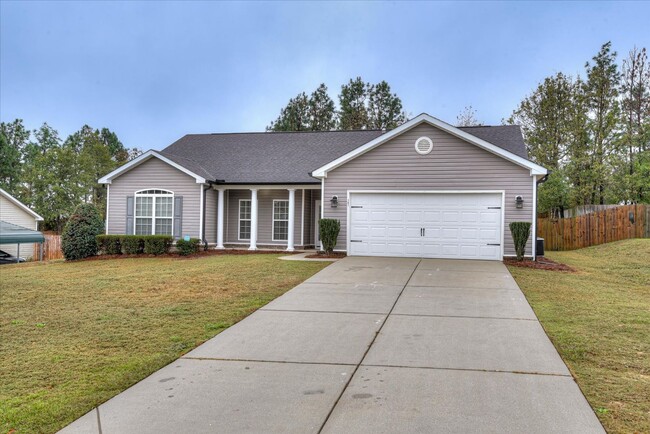 Building Photo - Beautiful Home in North Augusta