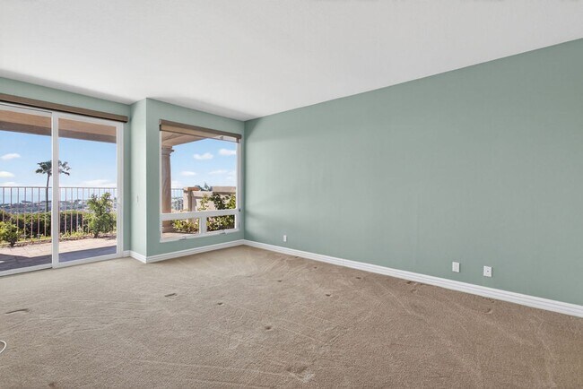 Building Photo - The Ultimate Coastal Escape: 3 Bedrooms with Panoramic Ocean Views in Gated Waterford Pointe!