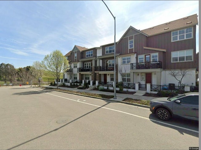 Building Photo - 2020 Central Pky