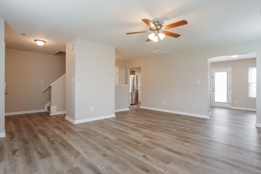 Building Photo - 3430 Ferdilah Ln