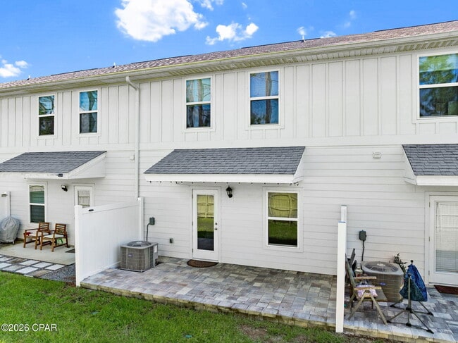 Building Photo - 519 Melrose Wy