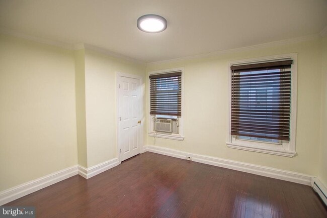 Building Photo - 2043 Gerritt St