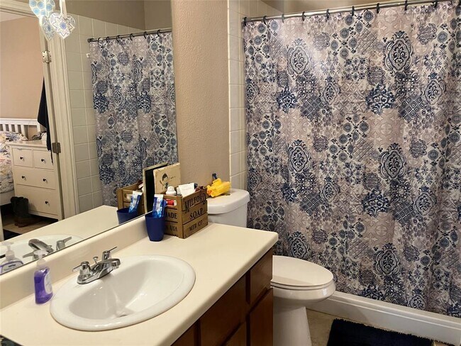 Building Photo - 904 Cottonwood Cove