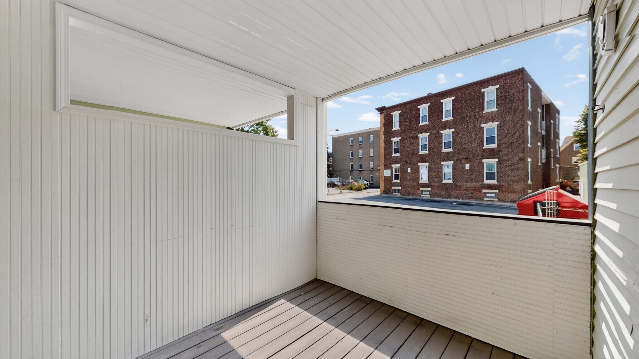 Building Photo - 8 Ropes St