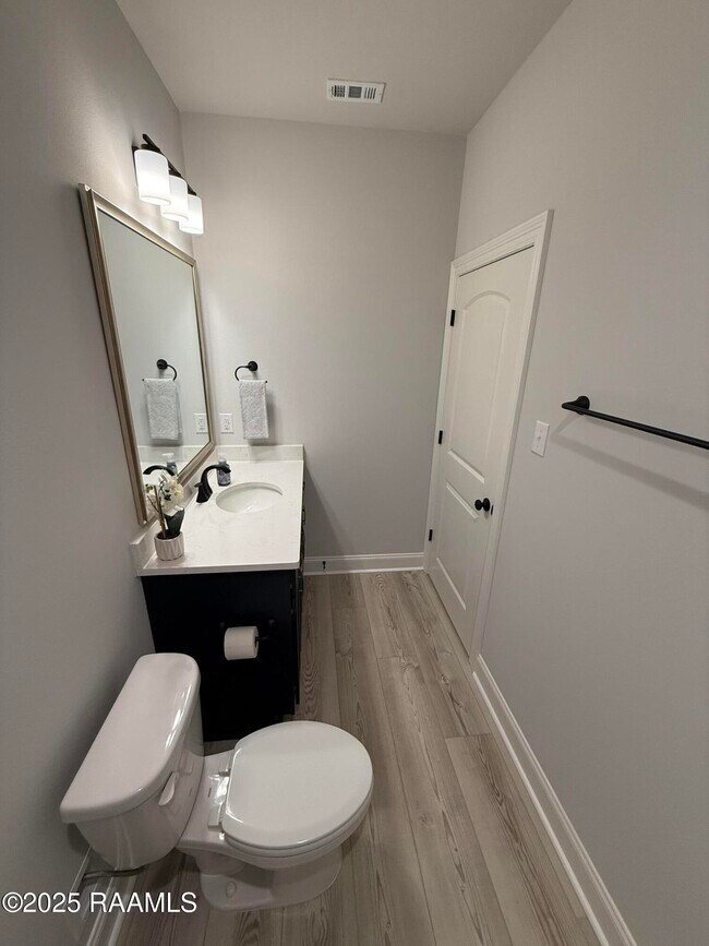 Building Photo - 135 Ridley Ln