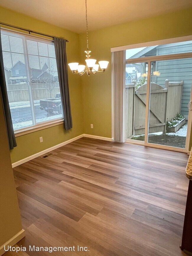 Building Photo - 3 br, 2.5 bath House - 353 Holland Ave.