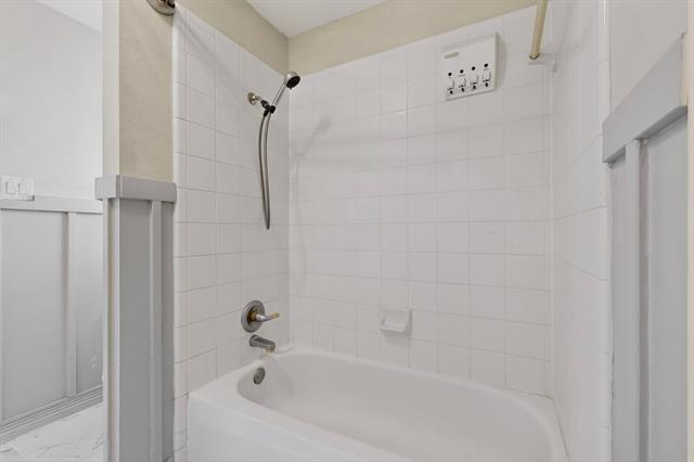 Building Photo - 1713 Water Lily Dr