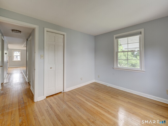 Building Photo - 36 Westview Terrace