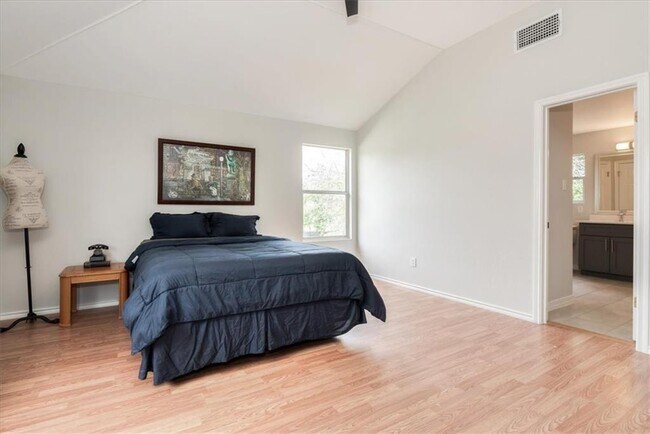 Building Photo - 20805 Jumpers Delight Ln