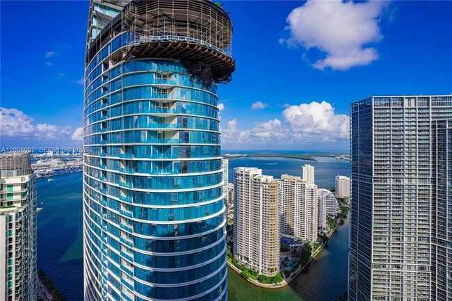 Building Photo - 200 Biscayne Blvd Way
