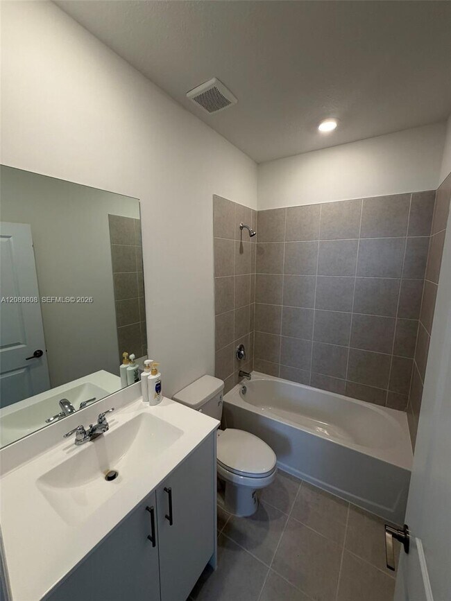 Building Photo - 35537 SW 189th Ct
