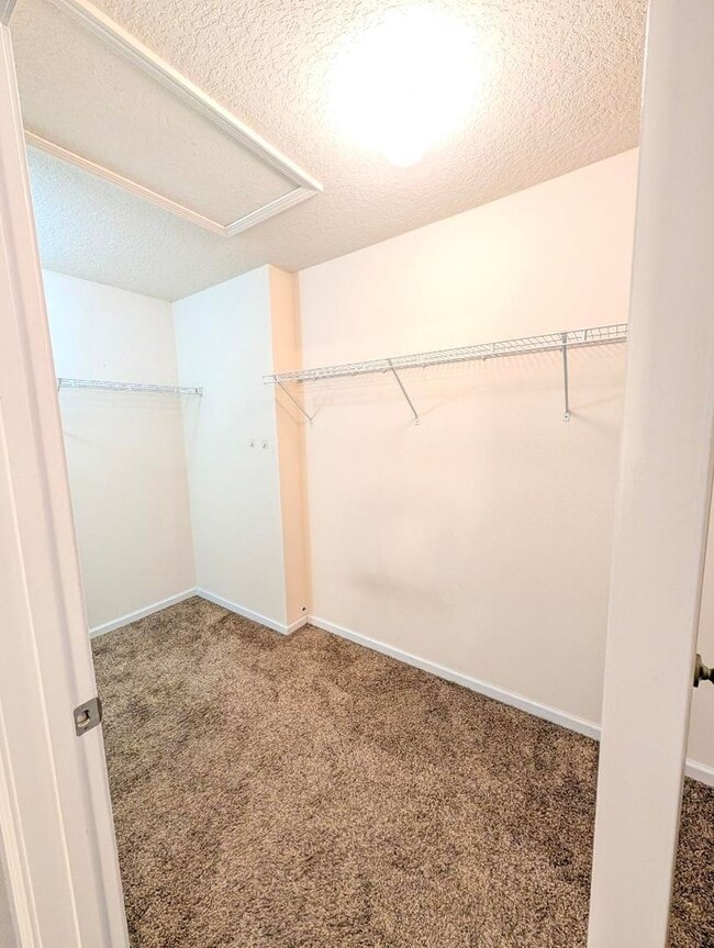 Building Photo - Spacious 5 Bedroom, 3 Bathroom Home with Flex Room, Loft & Pond View