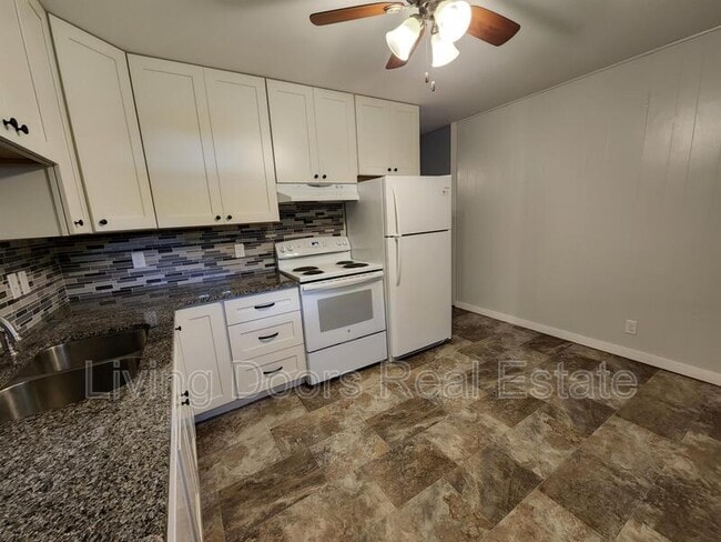 Building Photo - 1230 N 53rd St