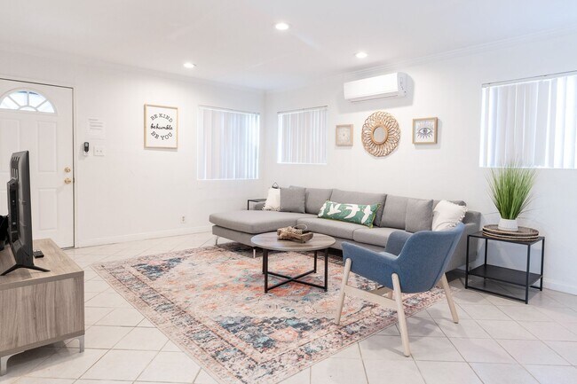 Building Photo - Cozy Zen Retreat Home with 4BD+3BA  Share ...