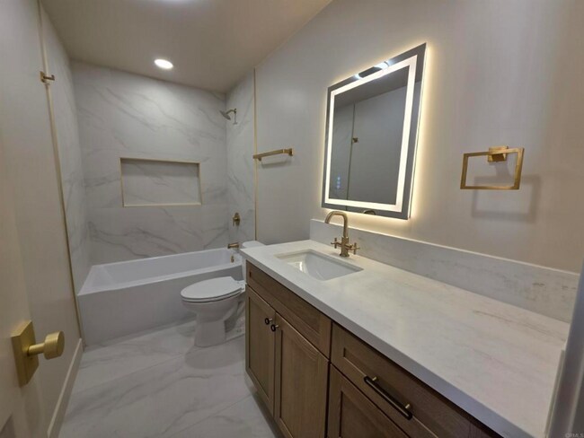 Building Photo - 1196 Danober Dr