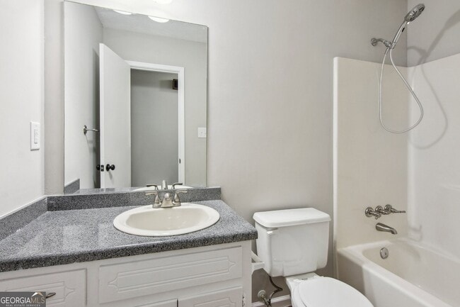 Building Photo - 2453 Falcon Ct
