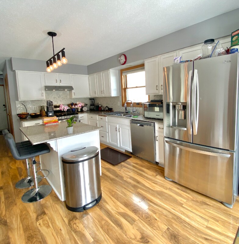 Building Photo - 2221 Polk St NE