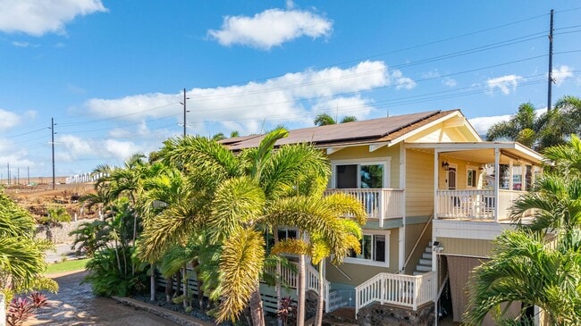 Building Photo - Oceanview 3-Bedroom in Lahaina – Solar, EV...