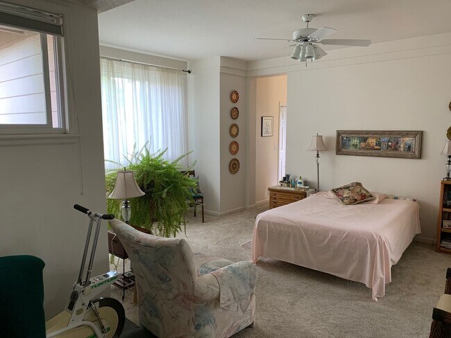 Building Photo - Charming home located in Coal Creek Ranch-$1000 Off First Month's Rent!