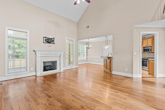 Building Photo - 307 Bellhaven Dr