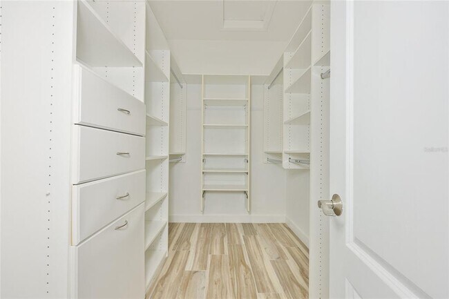 Building Photo - 6573 Simone Shores Cir