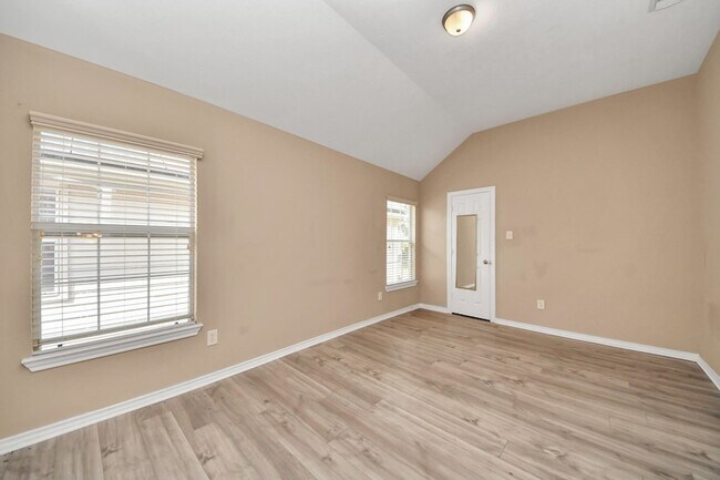 Building Photo - 706 River Delta Ln