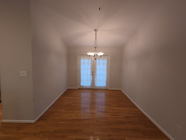 Building Photo - Terrific Rancher with Vaulted Ceiling in Meredith Woods.
