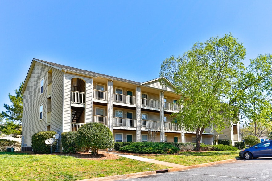 Summer Pointe Apartment Homes 296 Muellers Cir Statesville NC 28625