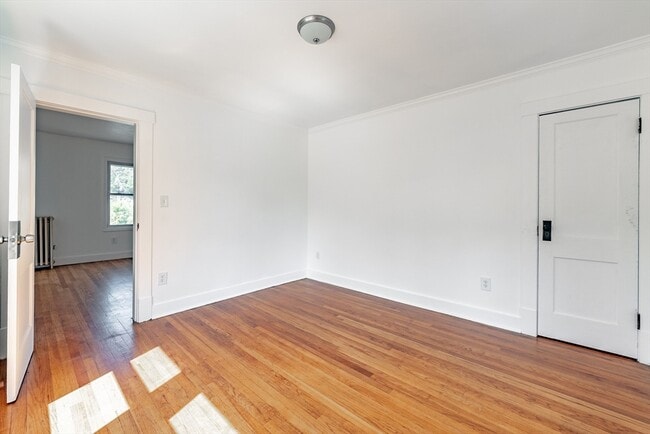 Building Photo - 120 Hillside Ave