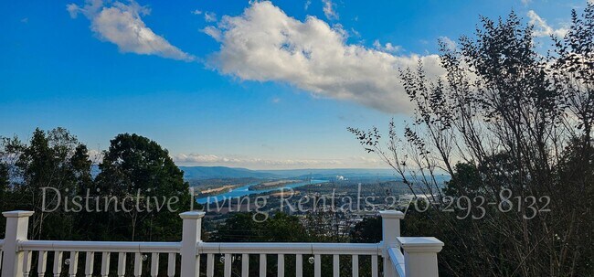 Building Photo - Stunning River & Mountain Views in South Pittsburg, Tennessee