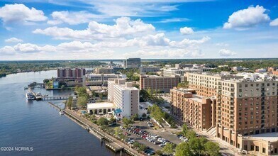 Building Photo - Welcome to your dream condo in the heart o...