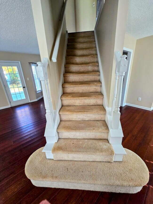 Building Photo - 2317 Declaration Dr