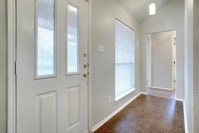 Building Photo - Beautiful, Freshly Updated 3-2-2 - Eagle Mountain ISD