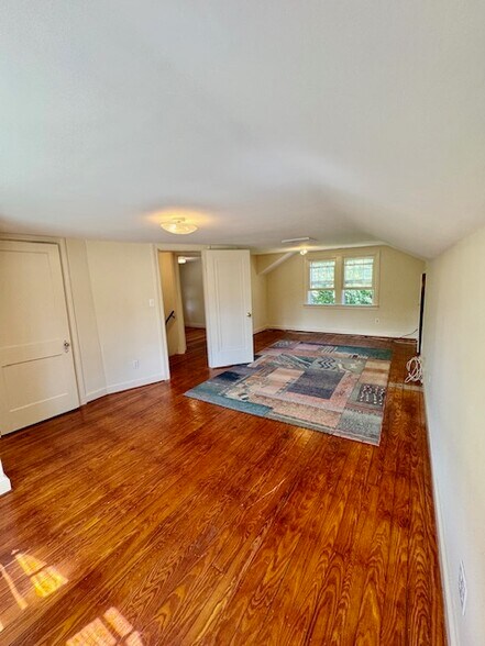 Building Photo - 2210 N Lexington St