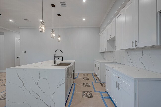 Building Photo - 6840 Del Rio St