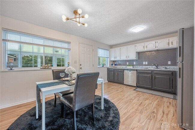 Building Photo - 5276 Buckner Dr