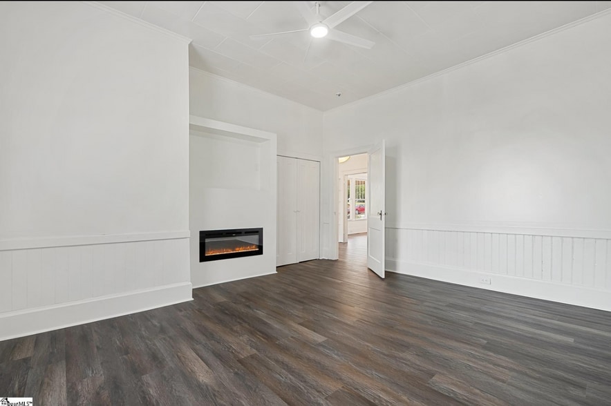 Back Bedroom - 413 W Market St