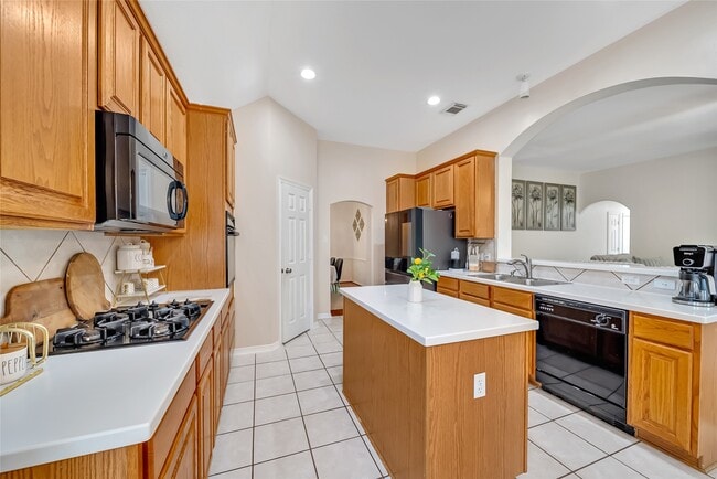 Building Photo - 3414 Battle Creek Dr