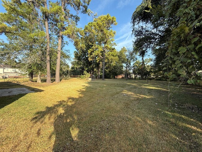 Building Photo - 7325 Ley Rd