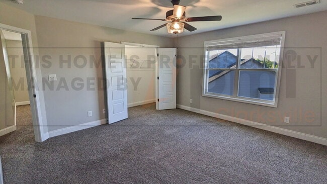 Building Photo - 890 Wild Elm Ct