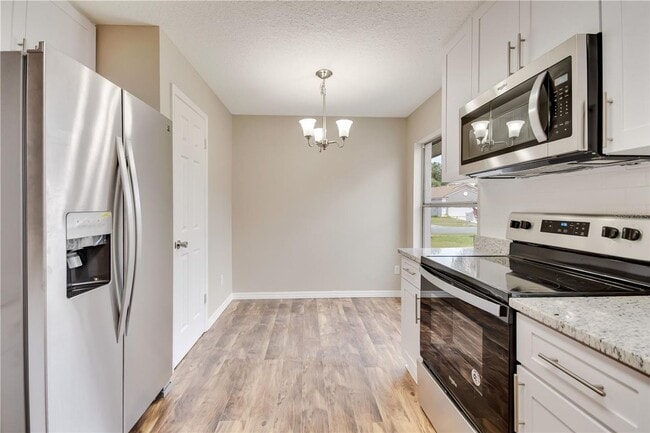 Building Photo - Home For Rent Near the Happiest Place On E...