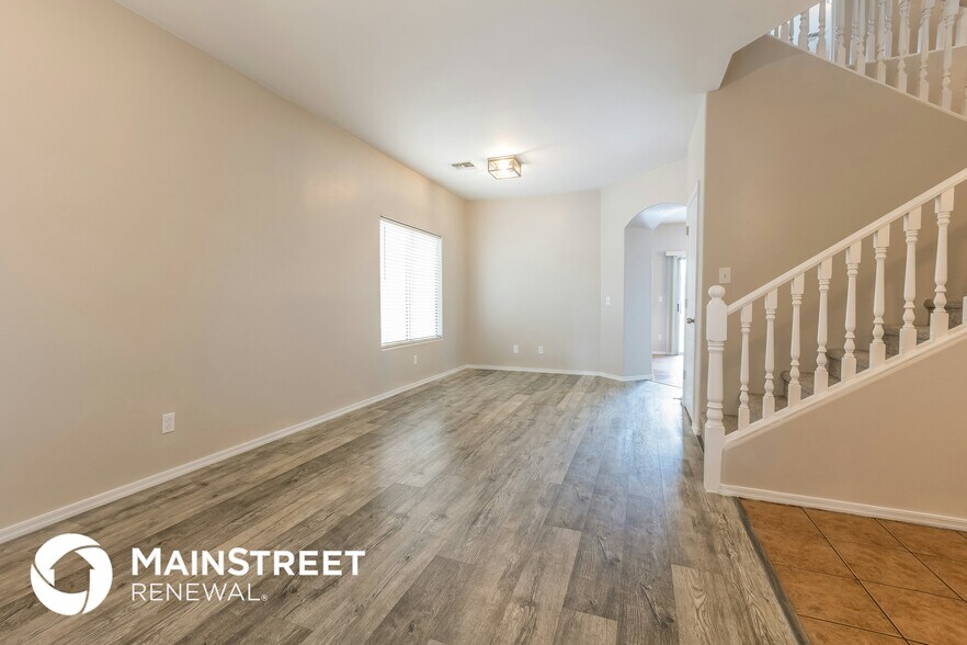 Building Photo - 39532 Cinch Strap Pl