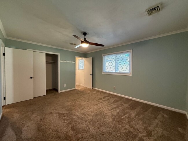 Building Photo - 2 Bedroom 1.5 Bath Home in Greeneville, TN