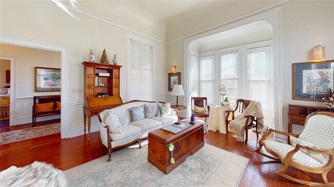 Building Photo - 648 Clayton St