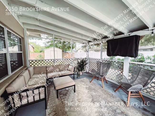 Building Photo - 2350 Brookshire Ave