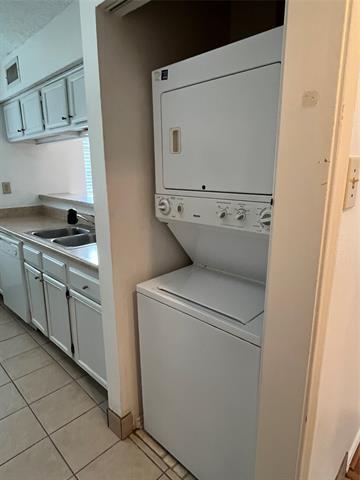 Building Photo - 16301 Ledgemont Ln