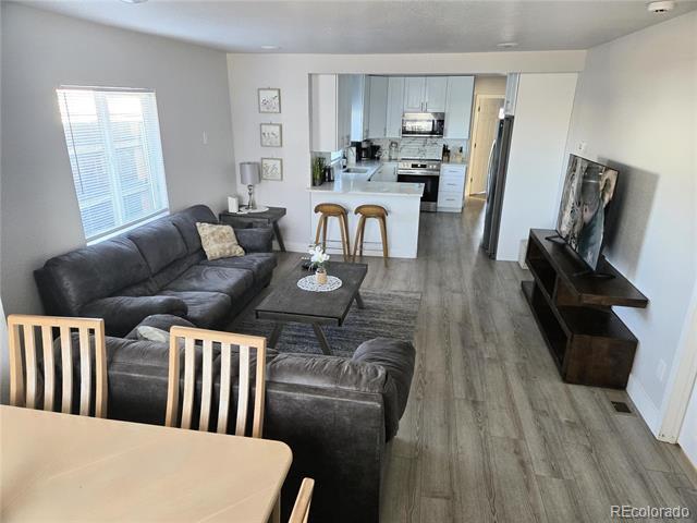 Building Photo - 42 S Hooker St