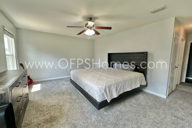 Building Photo - 4/2 in Redstone Subdivision!! AVAILABLE 10...