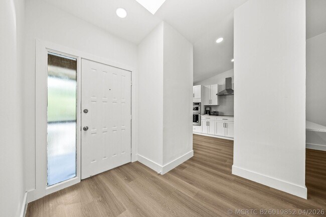 Building Photo - 13105 Belhaven Ct